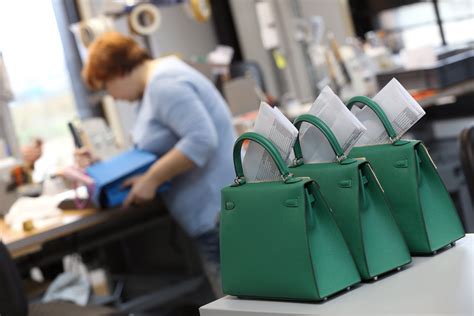 hermes allenjoie|La manufacture de l'Allan, troisième maroquinerie .